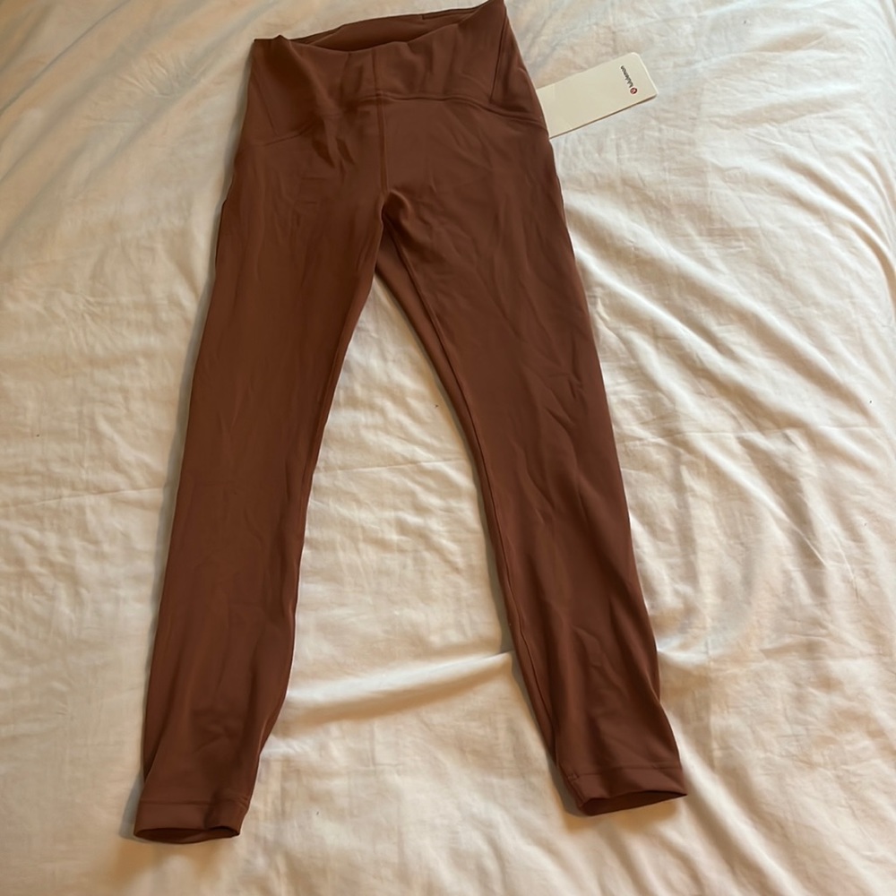 Lululemon InStill HR Tight 25” leggings